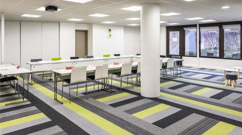 <b>Ibis Hotel Toulouse Ponts-Jumeaux Meeting</b>. Images powered by <a href="https://iceportal.shijigroup.com/" title="IcePortal" target="_blank">IcePortal</a>.