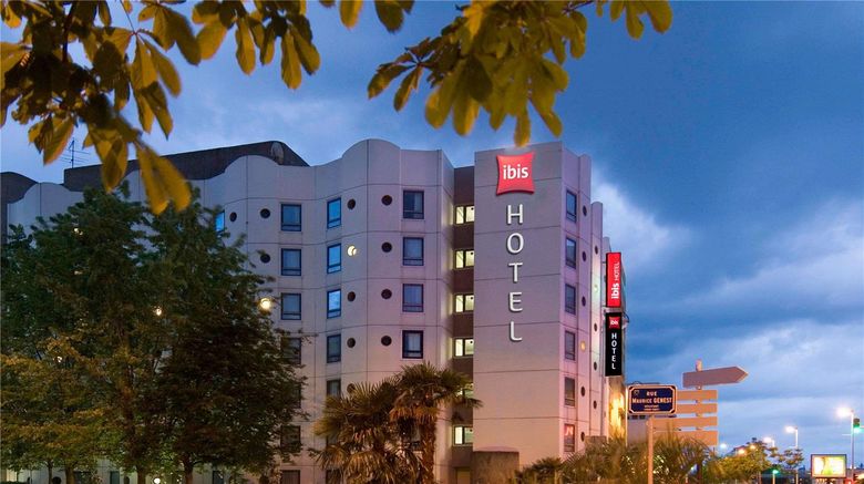 <b>Hotel Ibis Tours Centre Exterior</b>. Images powered by <a href="https://iceportal.shijigroup.com/" title="IcePortal" target="_blank">IcePortal</a>.