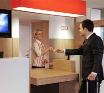 Ibis Hotel Beim Hauptbahnhof Exterior