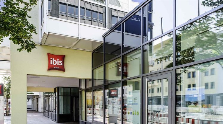 Ibis Hotel Beim Hauptbahnhof Exterior