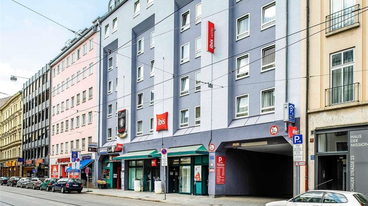 Ibis Hotel Munich City Exterior