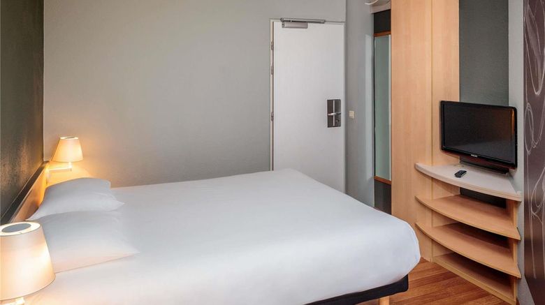 <b>Ibis Brussels Centre Ste Catherine Room</b>. Images powered by <a href="https://iceportal.shijigroup.com/" title="IcePortal" target="_blank">IcePortal</a>.