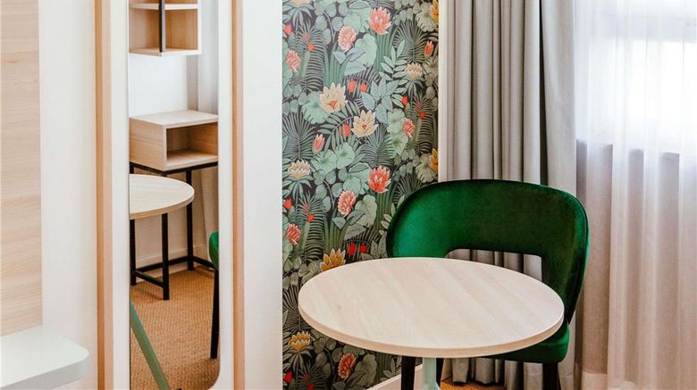 <b>Ibis Styles Luxembourg Centre Room</b>. Images powered by <a href="https://iceportal.shijigroup.com/" title="IcePortal" target="_blank">IcePortal</a>.
