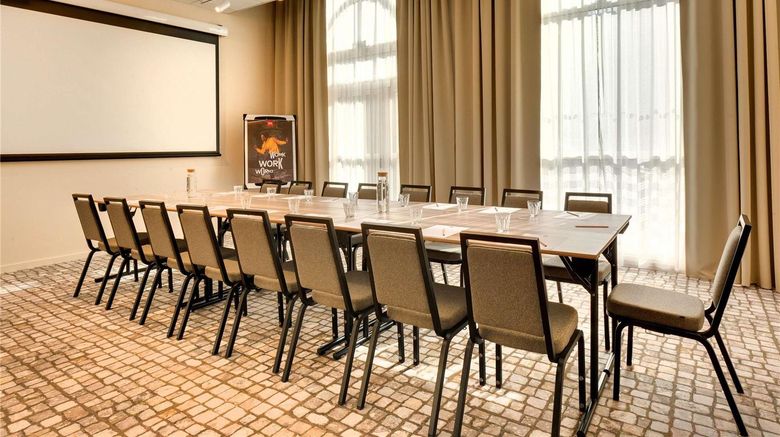 <b>Ibis Vichy Meeting</b>. Images powered by <a href="https://iceportal.shijigroup.com/" title="IcePortal" target="_blank">IcePortal</a>.