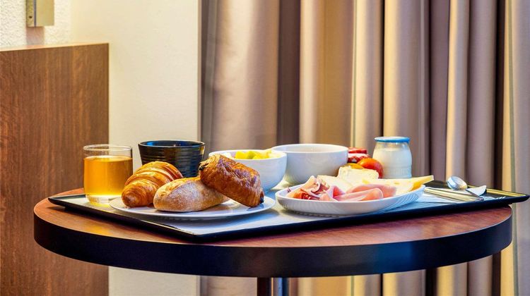 Mercure Lumiere Hotel Room