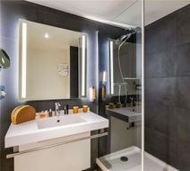 Mercure Lumiere Hotel Exterior