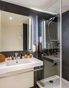 Mercure Lumiere Hotel