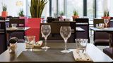 <b>Novotel Marne la Vallee Noisy le Grand Restaurant</b>. Images powered by <a href="https://iceportal.shijigroup.com/" title="IcePortal" target="_blank">IcePortal</a>.