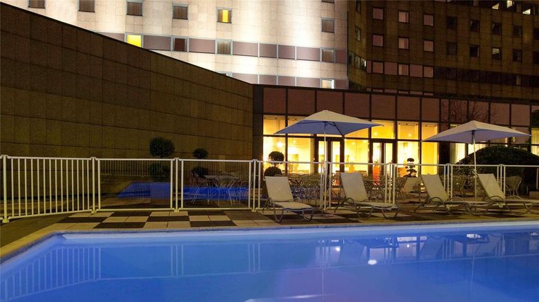 <b>Novotel Marne la Vallee Noisy le Grand Pool</b>. Images powered by <a href="https://iceportal.shijigroup.com/" title="IcePortal" target="_blank">IcePortal</a>.