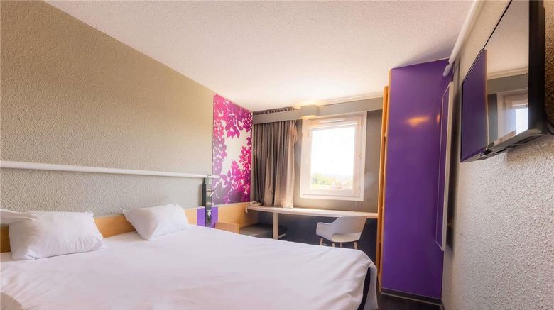 <b>Ibis Vesoul Room</b>. Images powered by <a href="https://iceportal.shijigroup.com/" title="IcePortal" target="_blank">IcePortal</a>.