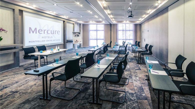 <b>Mercure Montpellier Centre Antigone Meeting</b>. Images powered by <a href="https://iceportal.shijigroup.com/" title="IcePortal" target="_blank">IcePortal</a>.