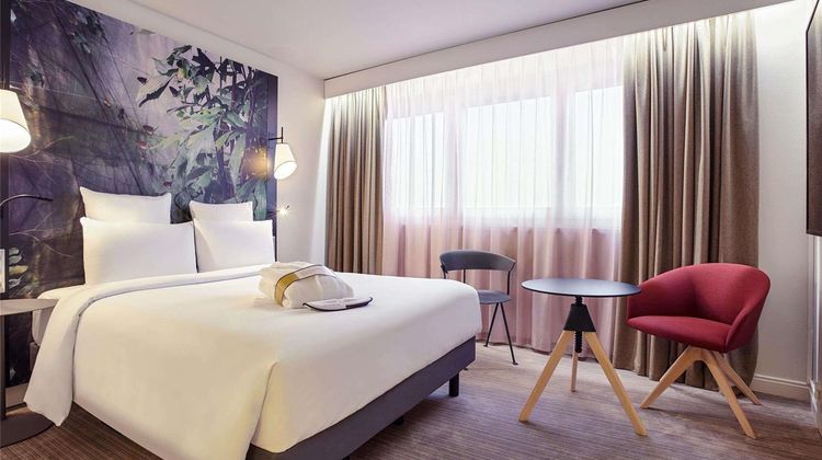 Mercure Paris La Defense Room
