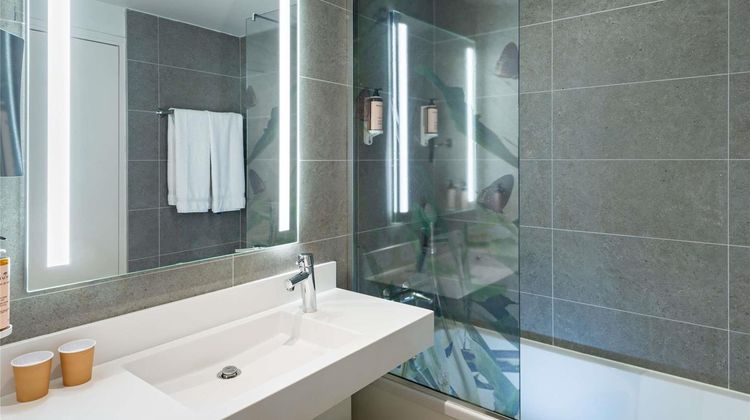 Mercure Paris La Defense Suite