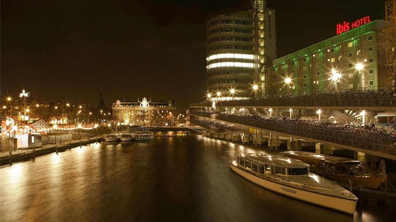 <b>Ibis Amsterdam Centre Exterior</b>. Images powered by <a href="https://iceportal.shijigroup.com/" title="IcePortal" target="_blank">IcePortal</a>.