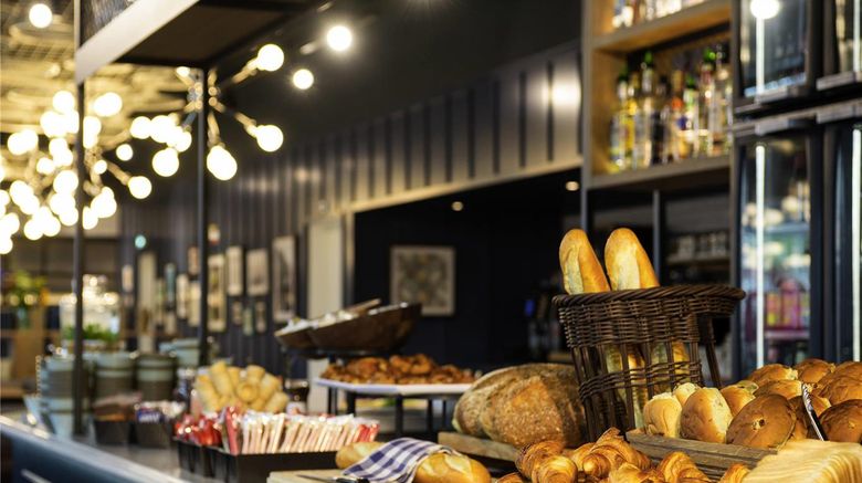 <b>Ibis Amsterdam Centre Restaurant</b>. Images powered by <a href="https://iceportal.shijigroup.com/" title="IcePortal" target="_blank">IcePortal</a>.