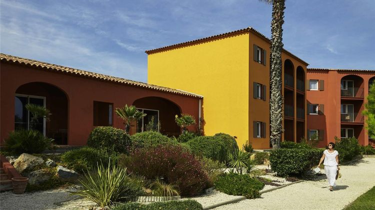 Ibis Hyeres Plage Thalassa Exterior