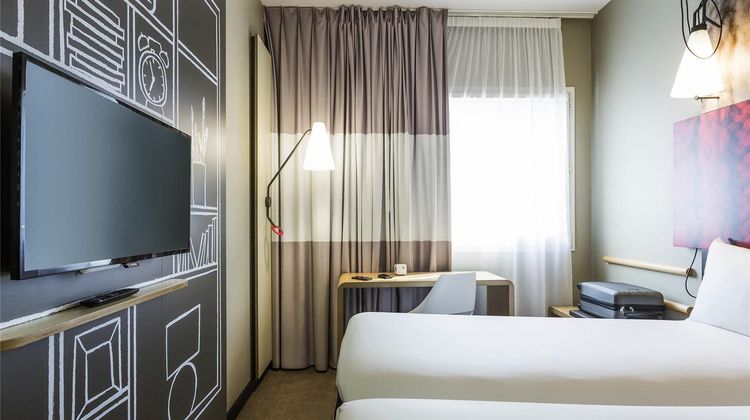 Ibis Bordeaux St Jean Room