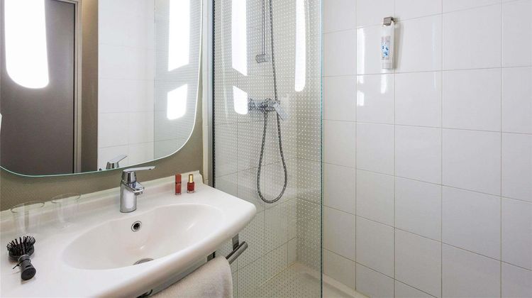Ibis Bordeaux St Jean Room