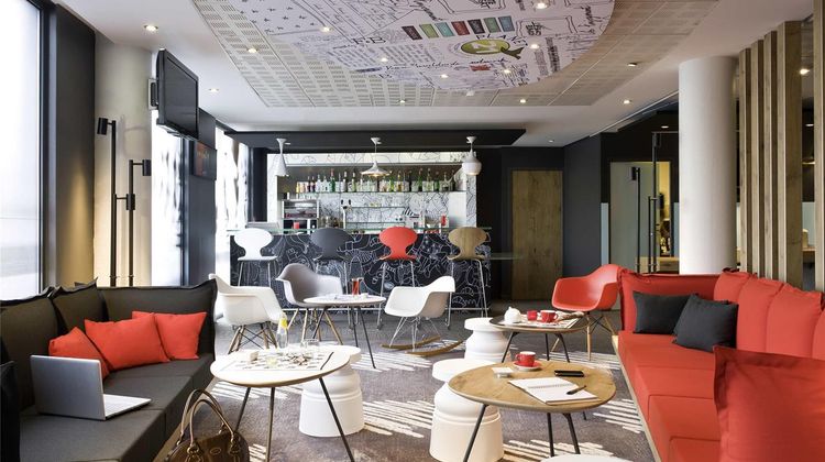 Ibis Bordeaux St Jean Exterior