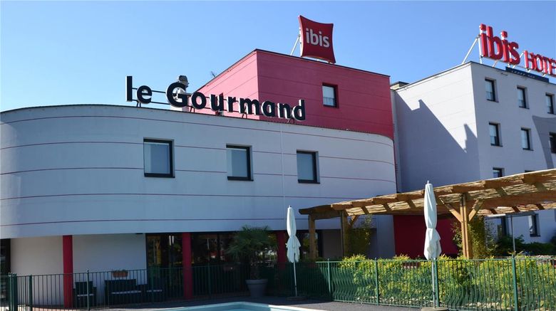 <b>Hotel Ibis Chalon-Sur-Saone Europe Exterior</b>. Images powered by <a href="https://iceportal.shijigroup.com/" title="IcePortal" target="_blank">IcePortal</a>.