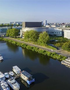 Novotel Centre