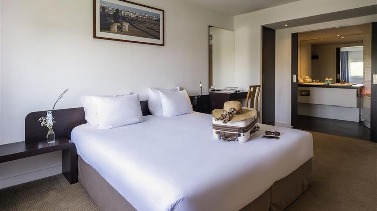 Novotel Centre Room