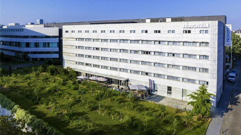 Novotel Centre Exterior. Images powered by <a href="https://iceportal.shijigroup.com" target="_blank" rel="noopener">Ice Portal</a>.