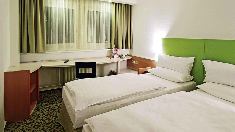 Ibis Dresden Zentrum Room