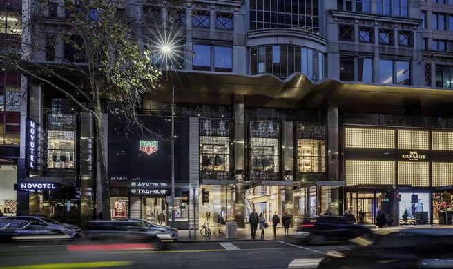 Novotel Melbourne on Collins Exterior