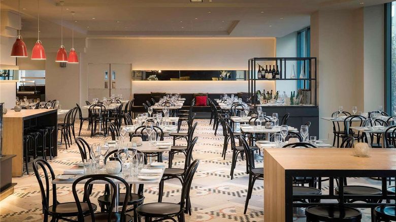 <b>Novotel Melbourne on Collins Restaurant</b>. Images powered by <a href="https://iceportal.shijigroup.com/" title="IcePortal" target="_blank">IcePortal</a>.