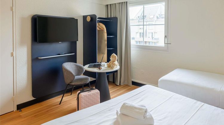Ibis Strasbourg Aeroport Hotel Room