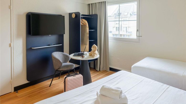 <b>Ibis Strasbourg Aeroport Hotel Room</b>. Images powered by <a href="https://iceportal.shijigroup.com/" title="IcePortal" target="_blank">IcePortal</a>.