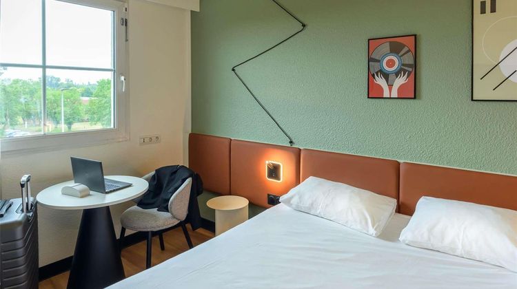 Ibis Strasbourg Aeroport Hotel Room