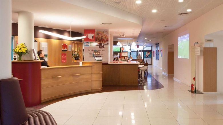 <b>Hotel Ibis Faro Exterior</b>. Images powered by <a href="https://iceportal.shijigroup.com/" title="IcePortal" target="_blank">IcePortal</a>.