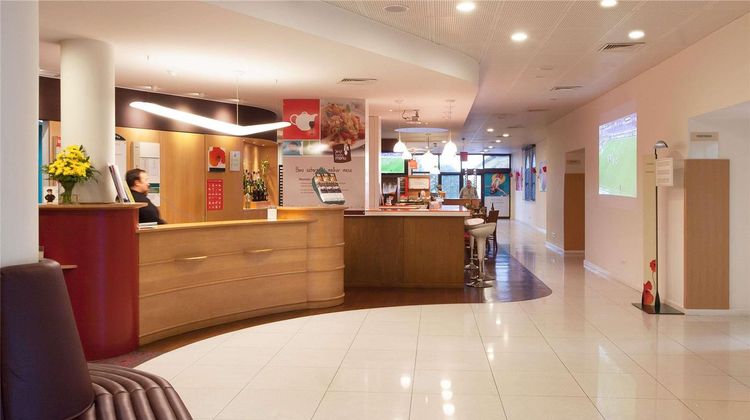 Hotel Ibis Faro Exterior