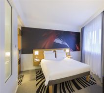 Novotel Site Of Futuroscope Room