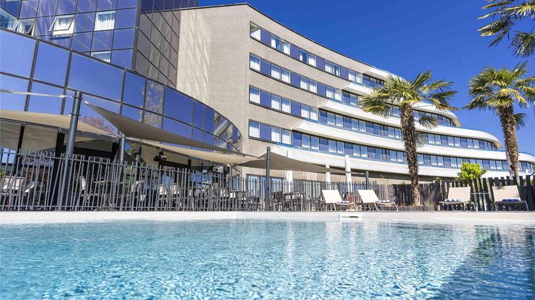 Novotel Site Of Futuroscope Pool