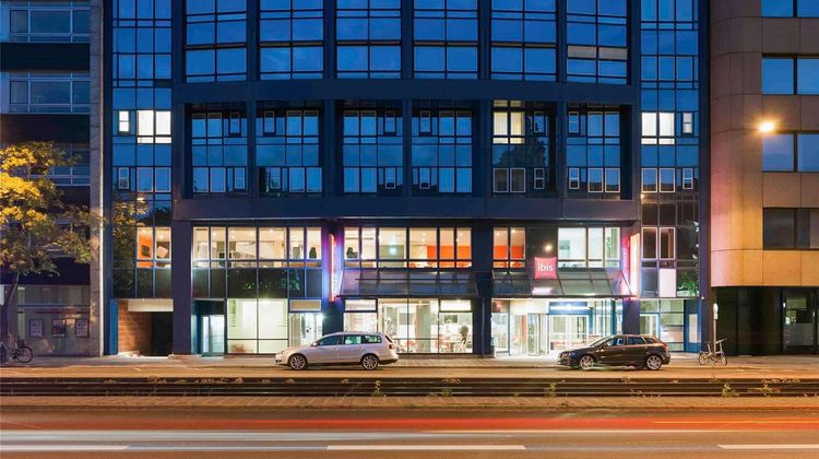 Hotel Ibis Nuernberg City Exterior