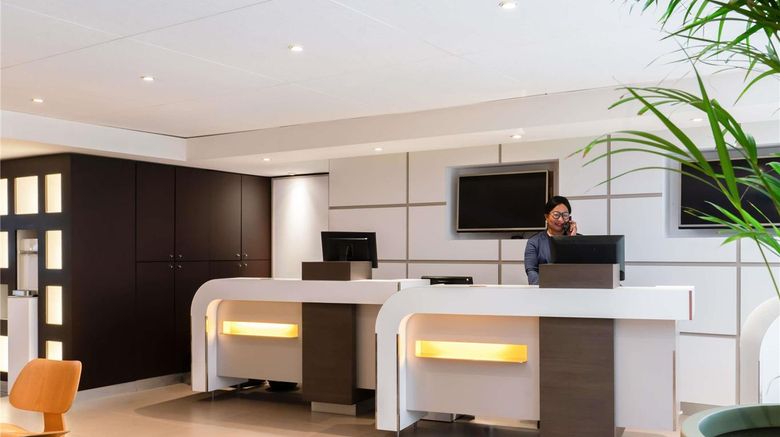 <b>Novotel Paris Rueil Malmaison Exterior</b>. Images powered by <a href="https://iceportal.shijigroup.com/" title="IcePortal" target="_blank">IcePortal</a>.