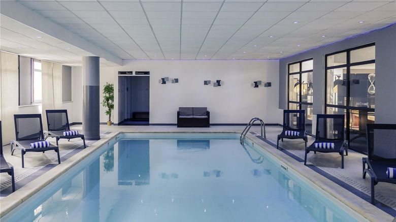 <b>Hotel Mercure Blois Centre Pool</b>. Images powered by <a href="https://iceportal.shijigroup.com/" title="IcePortal" target="_blank">IcePortal</a>.