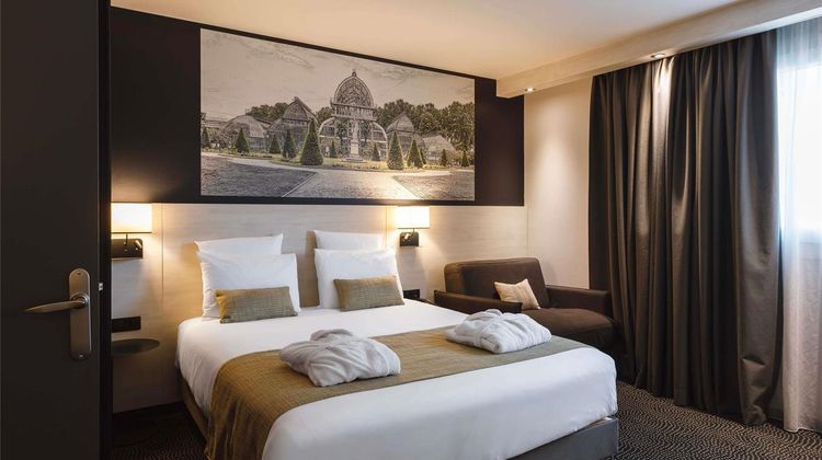 Mercure Charpennes Hotel Exterior