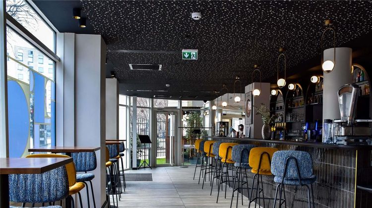 Mercure Charpennes Hotel Exterior