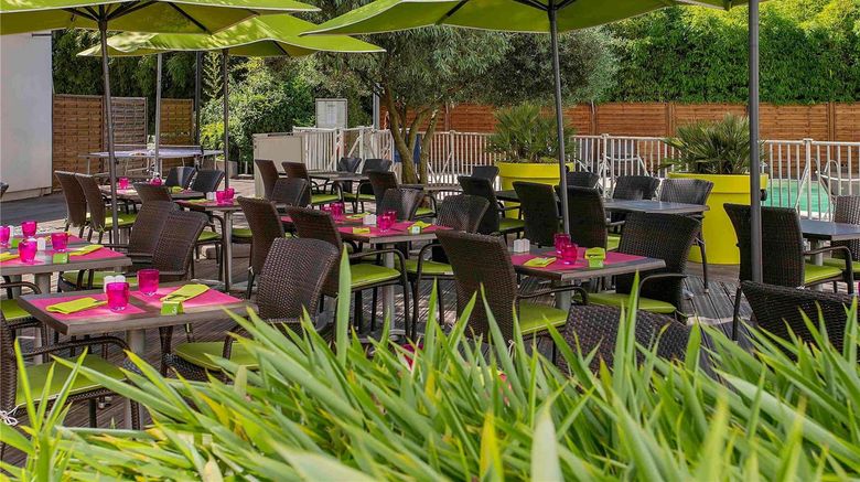 <b>Novotel Orly Exterior</b>. Images powered by <a href="https://iceportal.shijigroup.com/" title="IcePortal" target="_blank">IcePortal</a>.