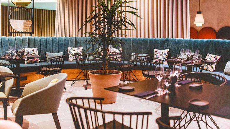 <b>Novotel Madrid Feria Airport Restaurant</b>. Images powered by <a href="https://iceportal.shijigroup.com/" title="IcePortal" target="_blank">IcePortal</a>.