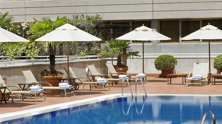 <b>Novotel Madrid Campo Naciones Pool</b>. Images powered by <a href="https://iceportal.shijigroup.com/" title="IcePortal" target="_blank">IcePortal</a>.