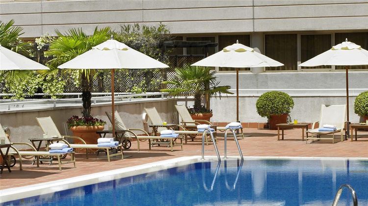 Novotel Madrid Feria Airport Pool