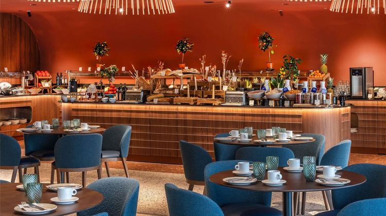 Novotel Madrid Feria Airport Restaurant