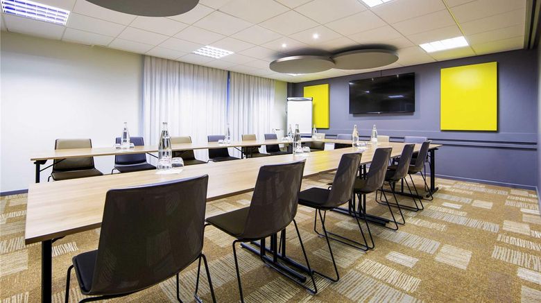 <b>Ibis Mulhouse Centre Filature Meeting</b>. Images powered by <a href="https://iceportal.shijigroup.com/" title="IcePortal" target="_blank">IcePortal</a>.