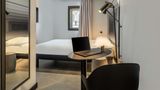 Ibis Saint Quentin Basilique Room