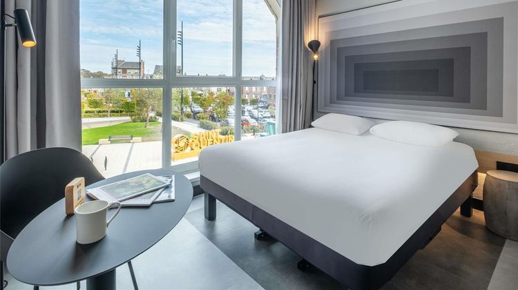 Ibis Saint Quentin Basilique Room